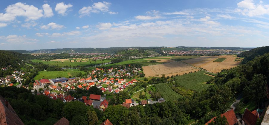 Guttenberg-082009-08.jpg - Panoramablick von der Burg.