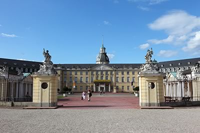 Schloss Karlsruhe - 5DII Vorderseite